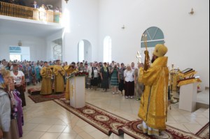 Божественная Литургия в храме святых первоверховных апостолов Петра и Павла г.Красноармейска