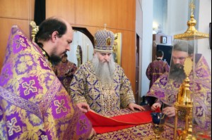 Божественная литургия в храме великомученика Георгия Победоносца г. Саратова