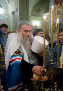 Всенощное бдение в храме в честь Покрова Пресвятой Богородицы г.Саратова