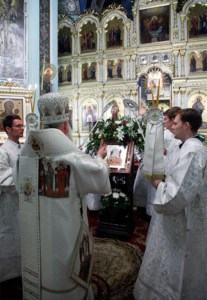 Всенощное бдение в храме в честь Сошествия Святого Духа г.Саратова