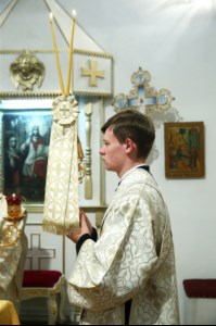 Божественная литургия в храме в честь Покрова Пресвятой Богородицы р.п. Новые Бурасы