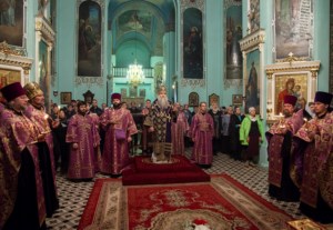 Утреня Великой Субботы с Чином погребения в храме в честь Сошествия Святого Духа г. Саратова