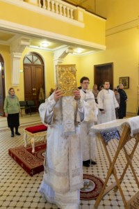 Царские часы и Изобразительны на Архиерейском подворье — в храме во имя святого апостола и евангелиста Иоанна Богослова при Саратовской православной духовной семинарии г. Саратова