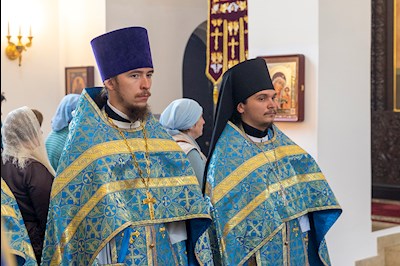 Божественная литургия в храма в честь иконы Божией Матери «Всех скорбящих Радость» г. Саратова