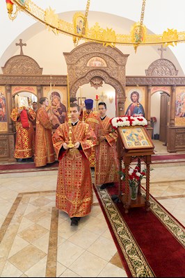 Божественная литургия в храме Воскресения Христова г. Саратова