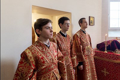 Божественная литургия в храме в честь иконы Божией Матери «Всех скорбящих Радость» г. Саратова