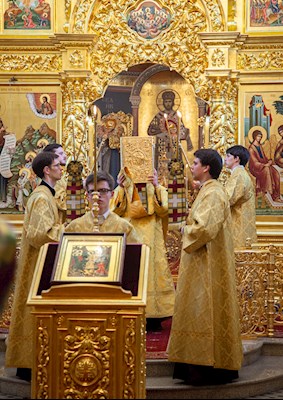 Всенощное бдение в Свято-Троицком кафедральном соборе г. Саратова