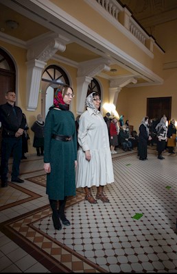 Митрополит Игнатий совершил вечернюю Литургию Преждеосвященных Даров в храме во имя святого апостола и евангелиста Иоанна Богослова при Саратовской православной духовной семинарии