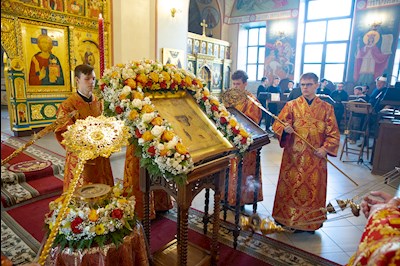 Митрополит Игнатий совершил всенощное бдение в Свято-Никольском мужском монастыре г. Саратова