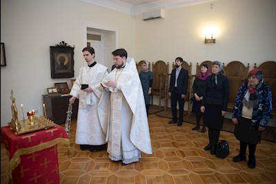 Завершилось пребывание саратовских святителей в крестовом храме епархиального управления