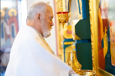 Митрополит Игнатий совершил Божественную литургию в Свято-Никольском мужском монастыре г. Саратова