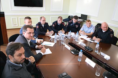 Митрополит Игнатий возглавил совещание, посвященное организации крестного хода с Казанской иконой Божией Матери