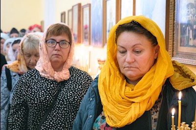 Митрополит Игнатий совершил Божественную литургию в храме святых мучениц Веры, Надежды, Любови и матери их Софии поселка Светлый