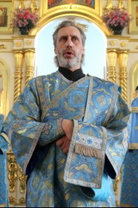 Божественная литургия в храме в честь Покрова Пресвятой Богородицы города Петровска