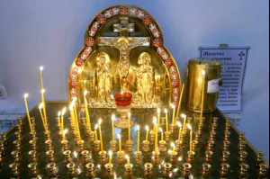 Божественная литургия в храме во имя святого великомученика Георгия Победоносца города Саратова