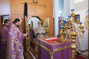 Божественная литургия в храме великомученика Георгия Победоносца г. Саратова