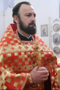 Божественная литургия в храме в честь Покрова Пресвятой Богородицы р.п. Новые Бурасы