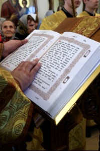 Божественная литургия в храме в честь иконы Божией Матери «Скоропослушница» г.Шиханы Вольского района
