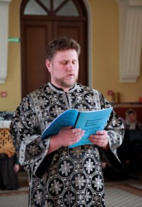 Литургия Преждеосвященных Даров на Архиерейском подворье — храме во имя святого апостола и евангелиста Иоанна Богослова при Саратовской православной духовной семинарии