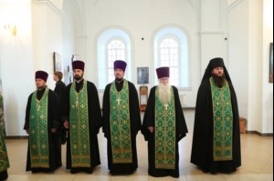 Всенощное бдение в Свято-Сергиевском женском монастыре села Алексеевка Базарно-Карабулакского района