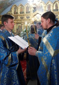 Всенощное бдение с чином Погребения Божией Матери в Свято-Троицком кафедральном соборе г. Саратова