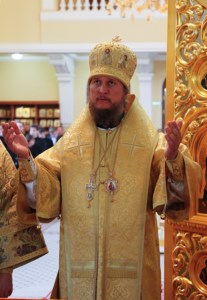 Божественная литургия на Архиерейском подворье — храме во имя святого апостола и евангелиста Иоанна Богослова при Саратовской православной духовной семинарии