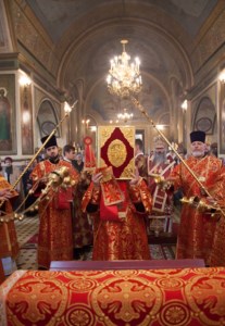Божественная литургия в Свято-Троицком кафедральном соборе г. Покровска