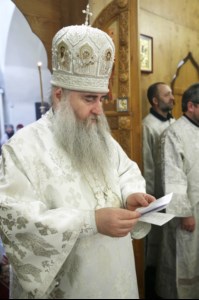 Божественная литургия и панихида в храме во имя святителя и чудотворца Николая на Елшанском кладбище г. Саратова