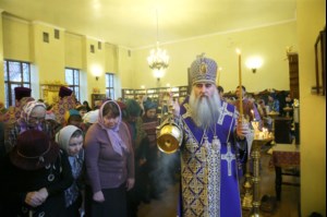 Всенощное бдение на Архиерейском подворье – храме во имя преподобного Серафима Саровского г.Саратова