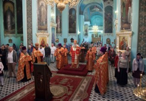 Всенощное бдение в храме в честь Сошествия Святого Духа г.Саратова