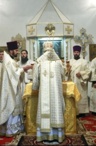 Божественная литургия в храме в честь Покрова Пресвятой Богородицы р.п. Новые Бурасы