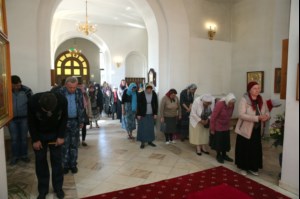 Божественная литургия в Свято-Алексиевском женском монастыре г.Саратова
