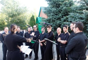 Божественная литургия в Вавиловом Доле