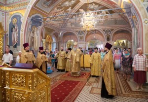 Всенощное бдение в Свято-Троицком кафедральном соборе г.Саратова