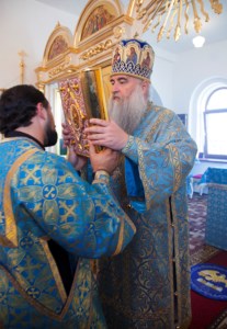Божественная литургия в храме в честь Успения Пресвятой Богородицы п. Возрождение Хвалынского района