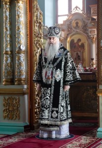 Вечерня с выносом Плащаницы Спасителя в храме в честь Сошествия Святого Духа города Саратова