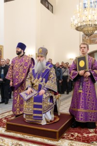 Божественная литургия в храме святителя Спиридона Тримифунтского г. Саратова
