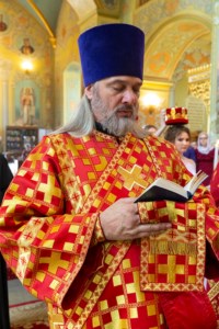 Таинство Венчания в Покровском храме г. Саратова