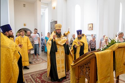 Всенощное бдение в Княже-Владимирском храме Саратова