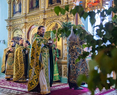 Божественная литургия в храме Сошествия Святого Духа г. Саратова