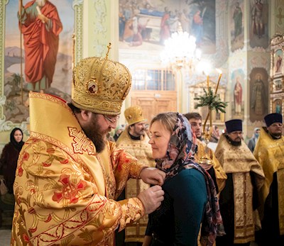 Митрополит Игнатий совершил Великую рождественскую вечерню