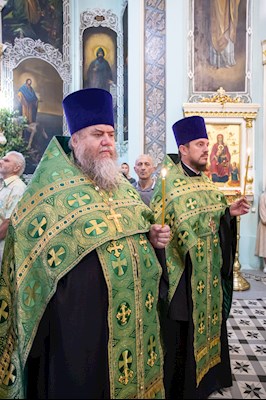 Митрополит Игнатий совершил всенощное бдение в Свято-Духовском соборе г. Саратова