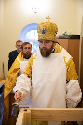 Митрополит Игнатий совершил Великое освящение храма святой блаженной Ксении Петербургской п. Красный Текстильщик и Божественную литургию в новоосвященном храме