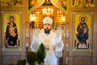 Митрополит Саратовский и Вольский Игнатий совершил Божественную литургию в храме Преображения Господня п. Соколовый
