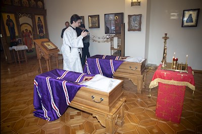 Завершилось пребывание саратовских святителей в крестовом храме епархиального управления
