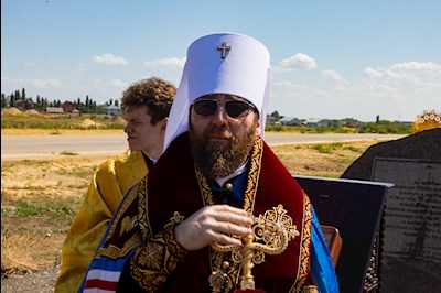 Митрополит Игнатий совершил освящение закладного камня на месте строительства Княже-Владимирского собора г. Саратова