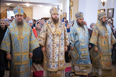 Митрополит Игнатий возглавил соборное архиерейское богослужение в Казанском храме г. Саратова