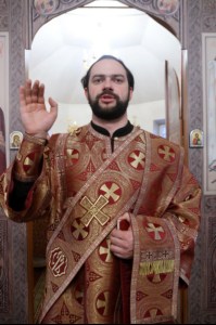 Божественная литургия в храме во имя священномученика Космы Саратовского