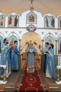 Божественная литургия в храме в честь Покрова Пресвятой Богородицы р.п. Новые Бурасы