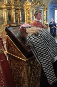 Всенощное бдение в Свято-Троицком соборе Саратова
